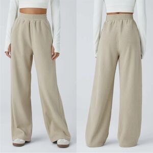 HALARA High Waisted Pocket Straight Leg Mop Corduroy Pants In Almond Milk M.